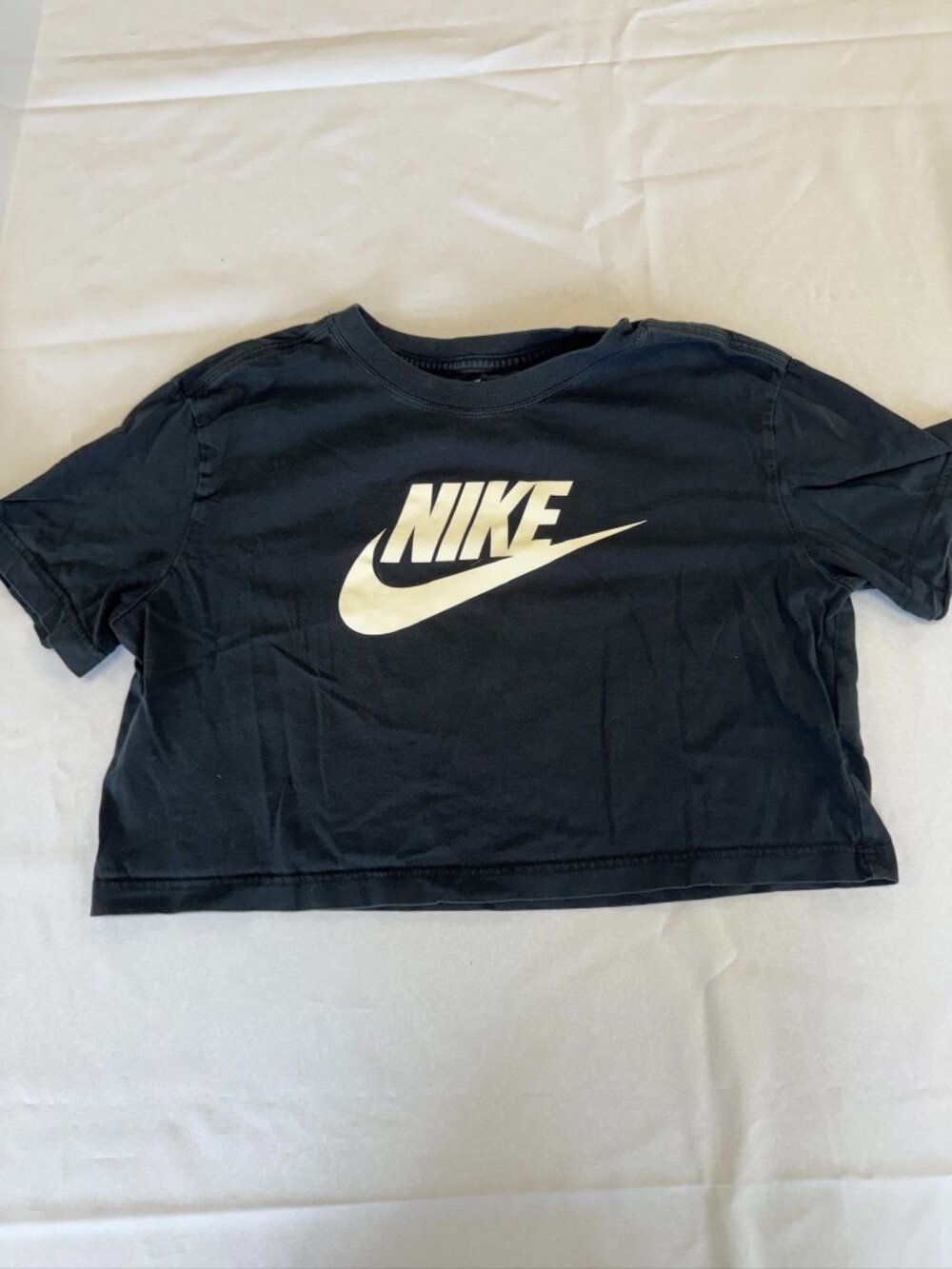 Nike Black Crop Top T-Shirt Big Nike Swoosh Size S